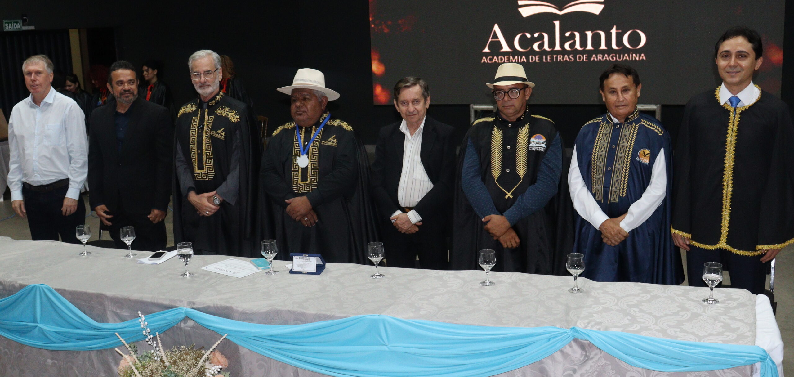 Mesa de honra - Acalanto (2)